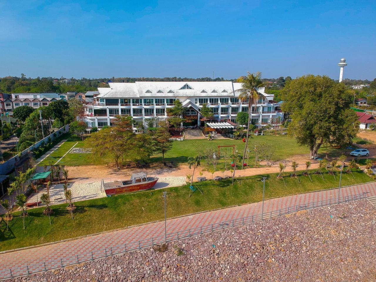 Vieng Khong Hotel Mukdahan Exterior foto