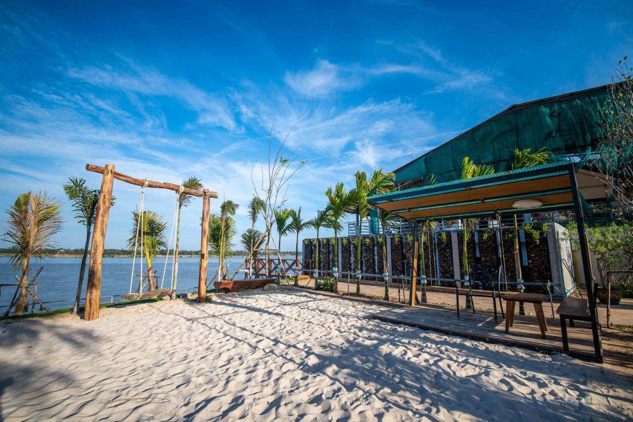 Vieng Khong Hotel Mukdahan Exterior foto